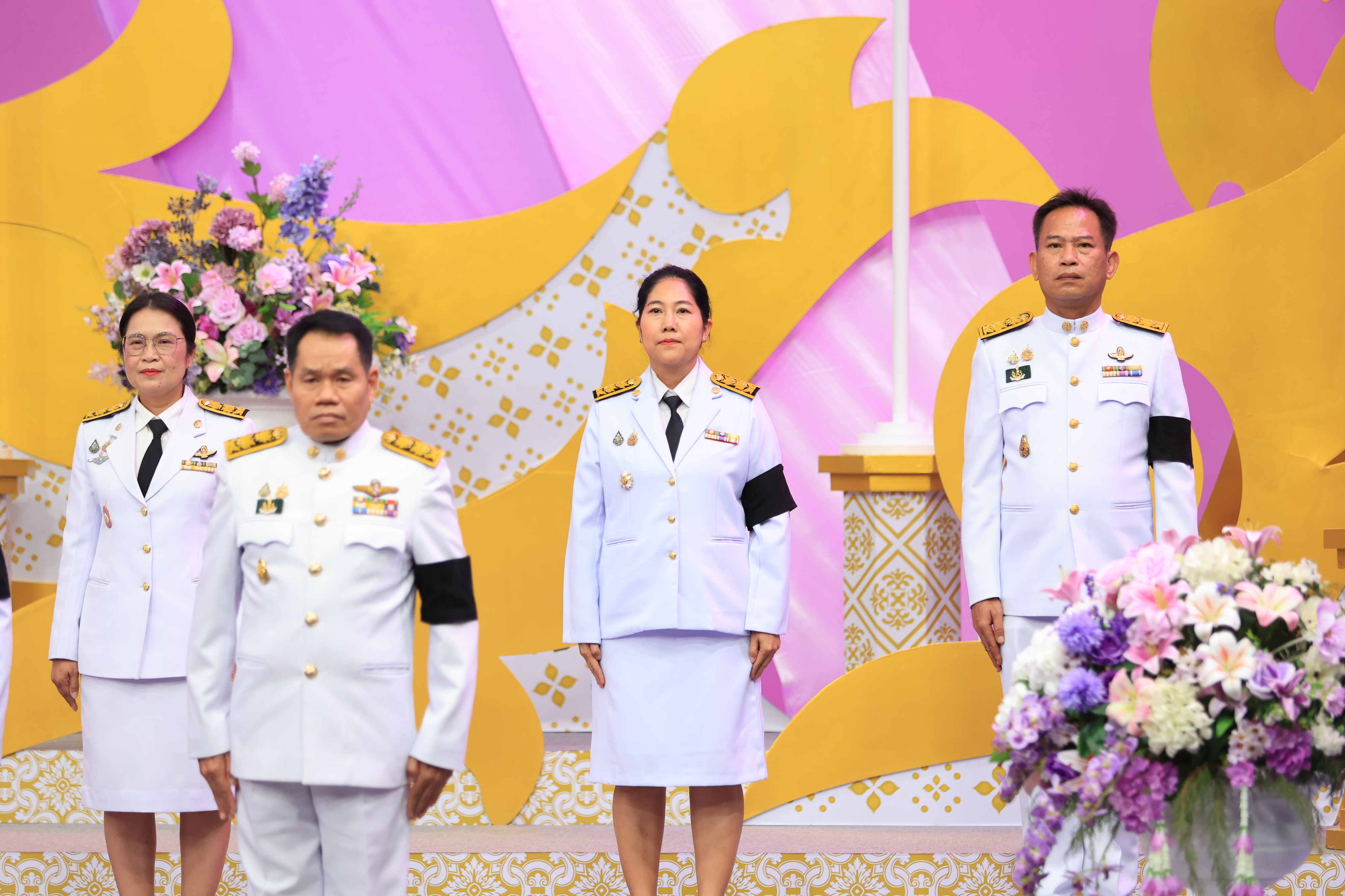 title - คณะผู้บริหาร ส.ป.ก. บันทึกเทปถวายพระพรชัยมงคล สมเด็จพระนางเจ้าสุทิดา พัชรสุธาพิมลลักษณ พระบรมราชินี เนื่องในโอกาสวันเฉลิมพระชนมพรรษา 48 พรรษา